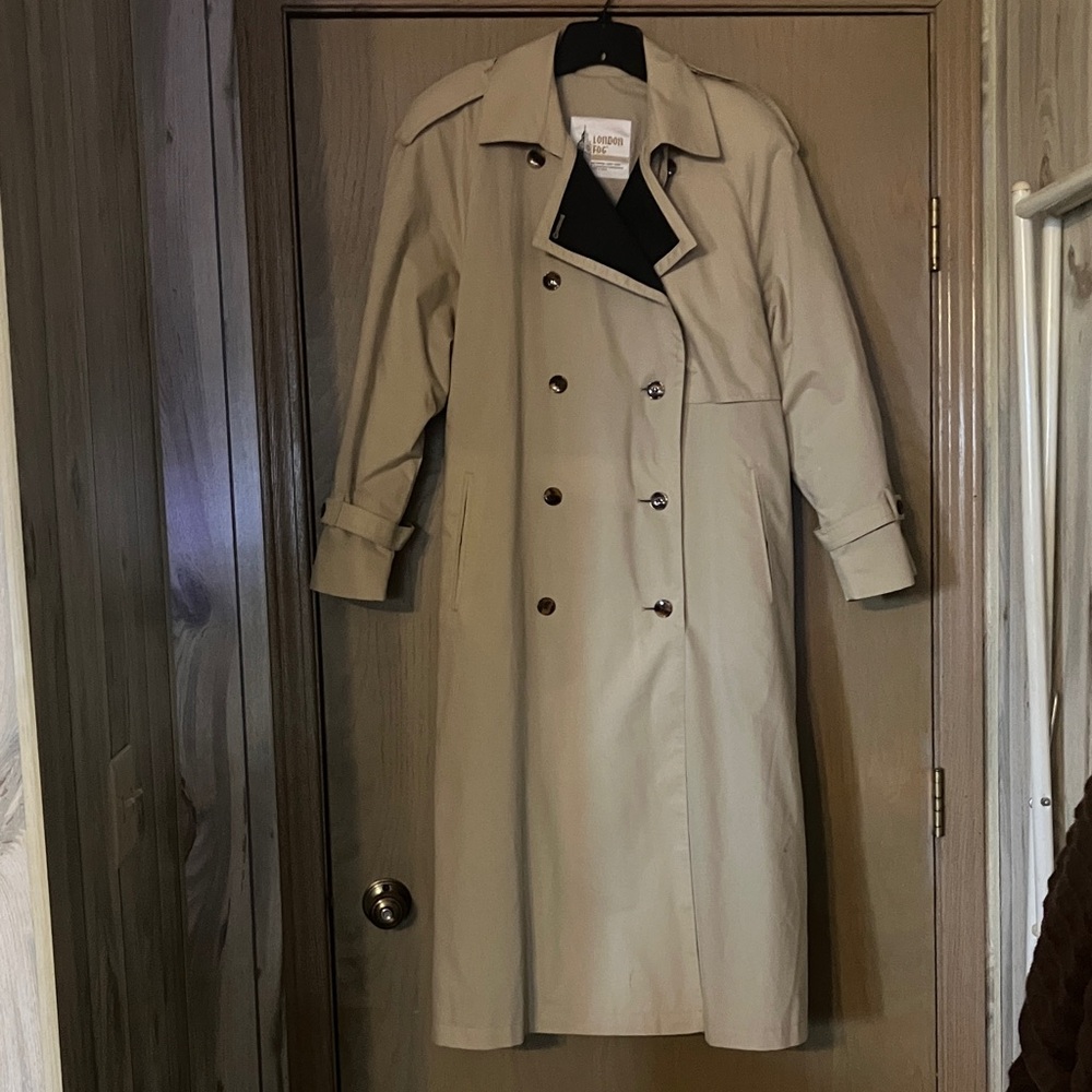 London Fog Tan Trench Coat size 12 petite